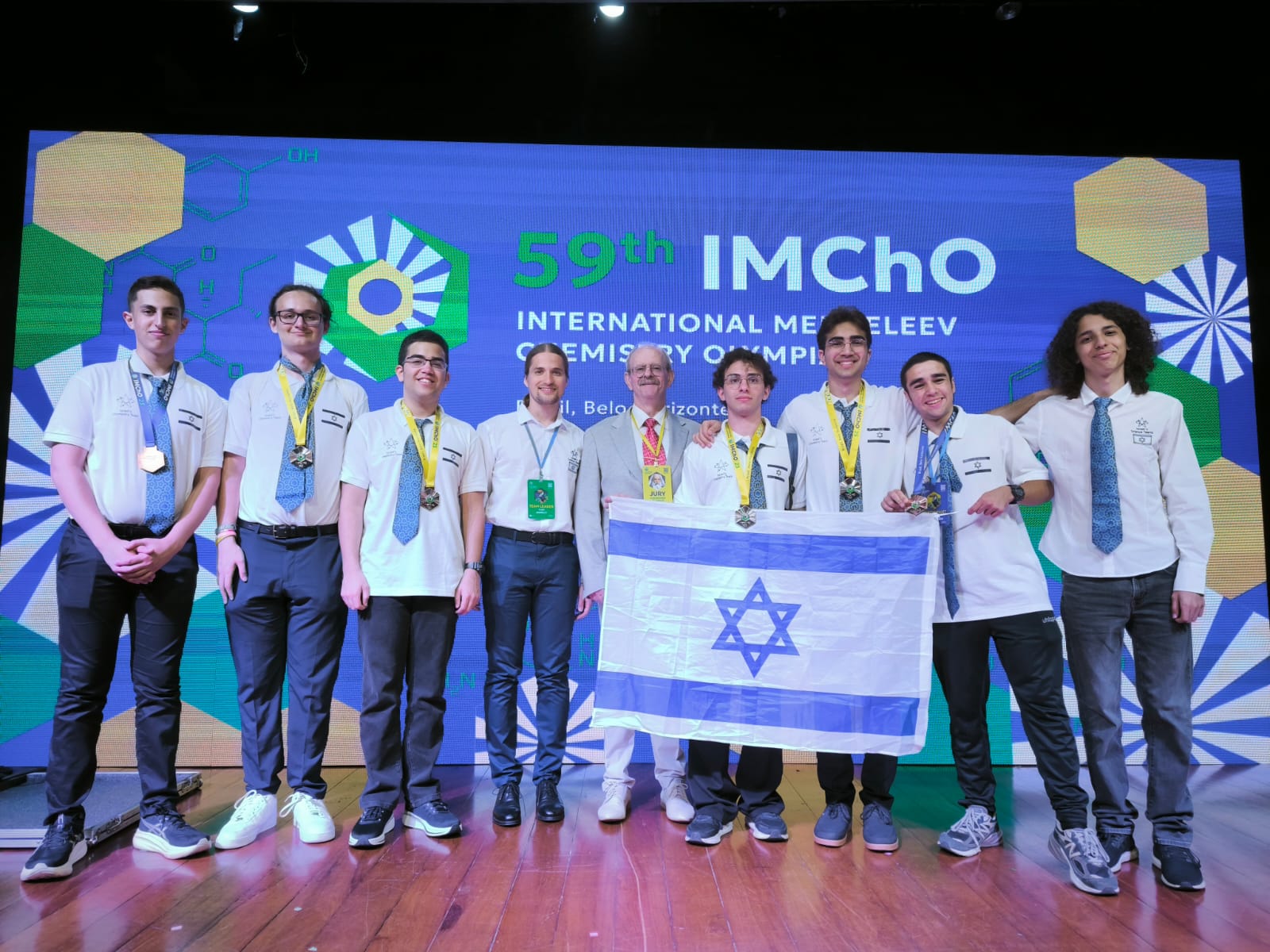 מנדלייב-2025-זכיות-4-כסף-2-ארד