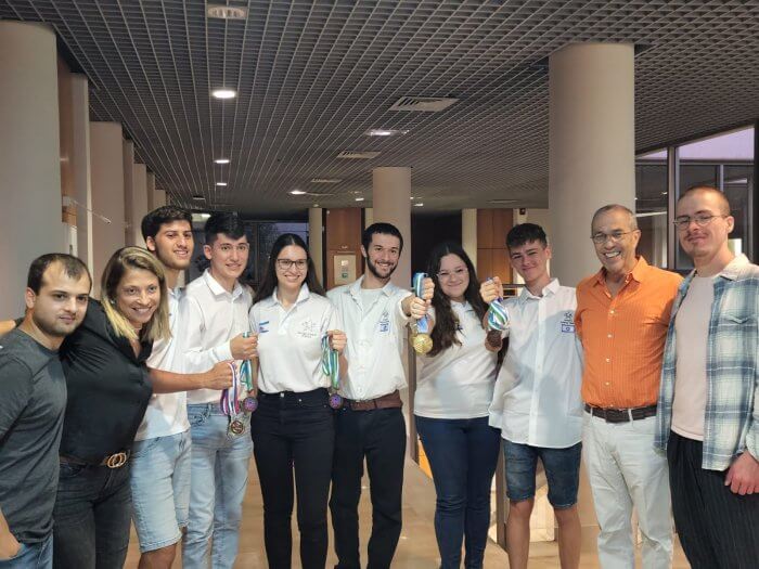 מנדלייב-כימיה-2022